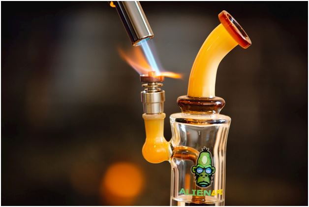 DABBING 101: Everything you need to know before you take your first da